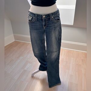 True Religion low-rise denim jeans 💙